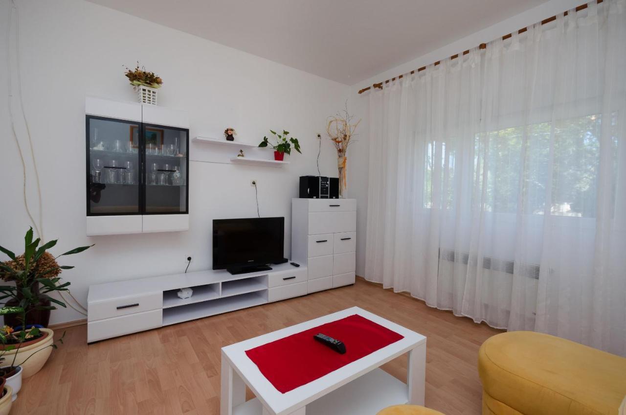 Apartment Ruza Лопар Екстер'єр фото