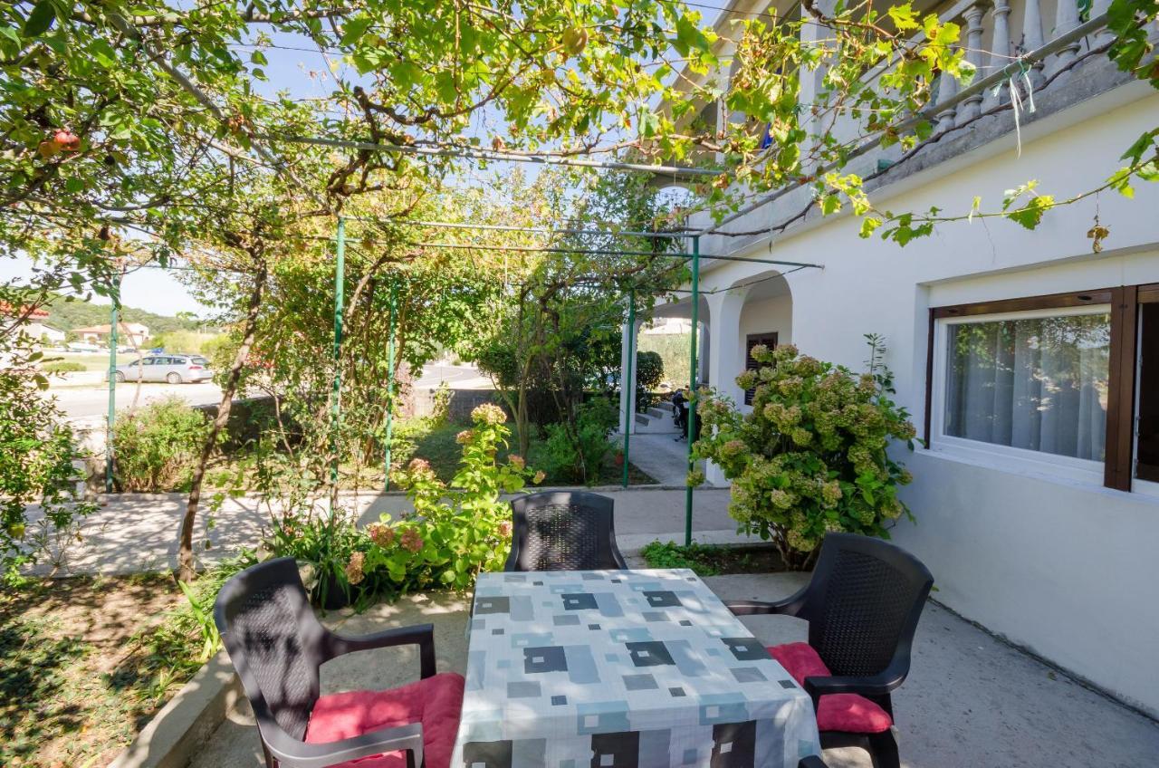 Apartment Ruza Лопар Екстер'єр фото